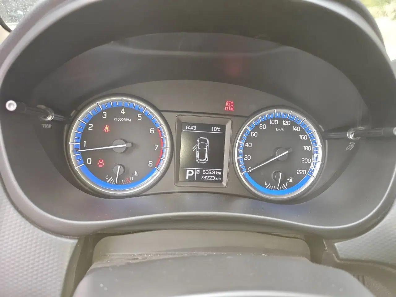 Suzuki S-Cross 2014 1.6L CVT Two-Wheel Drive Elite Version — миниатюра 8