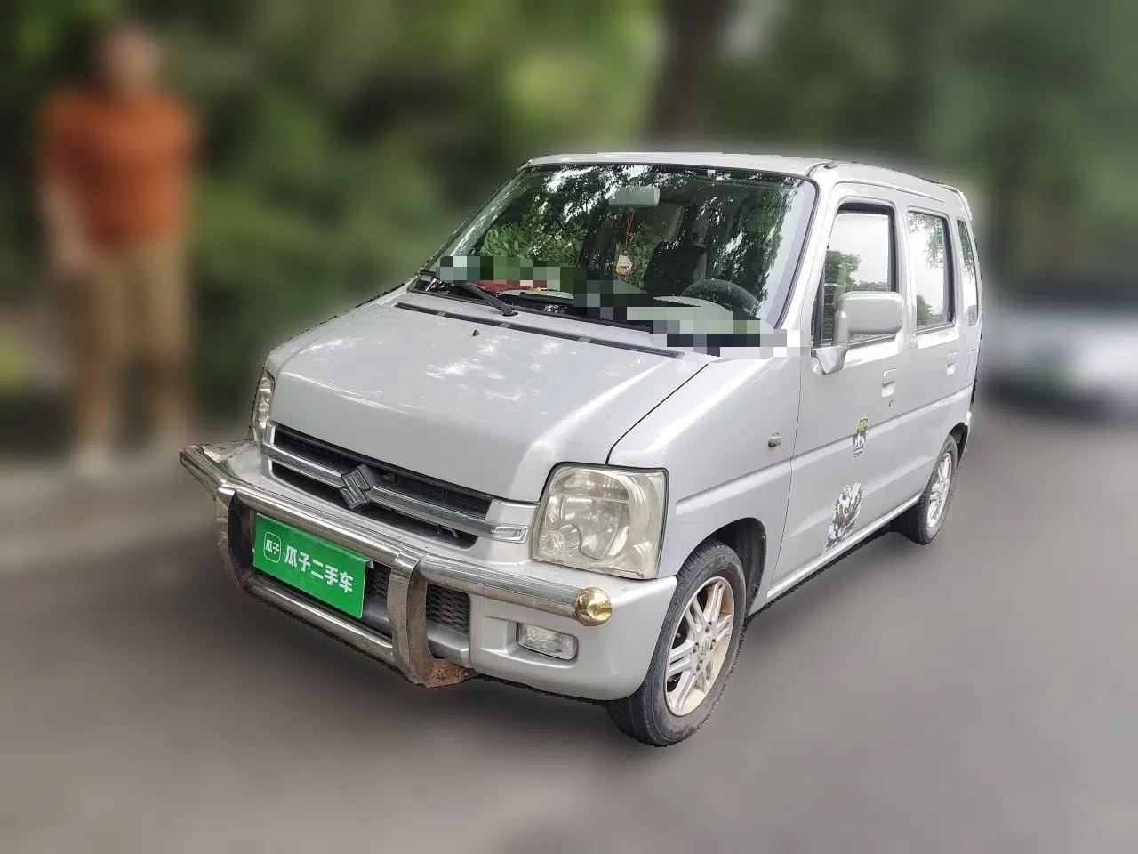 Suzuki Wagon R 2012 All-Purpose Model 1.4L Manual Standard Version — миниатюра 1