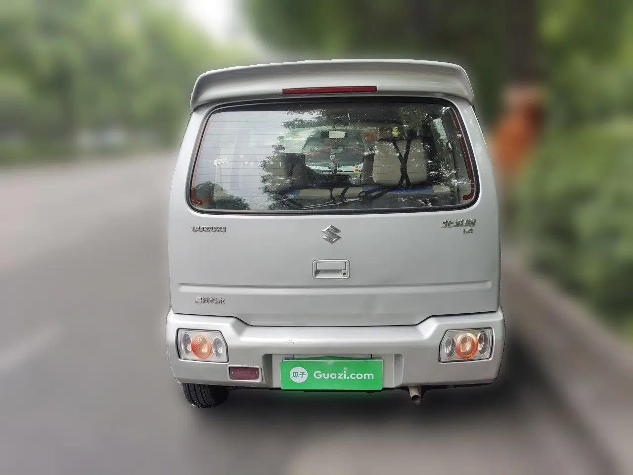 Suzuki Wagon R 2012 All-Purpose Model 1.4L Manual Standard Version — миниатюра 5