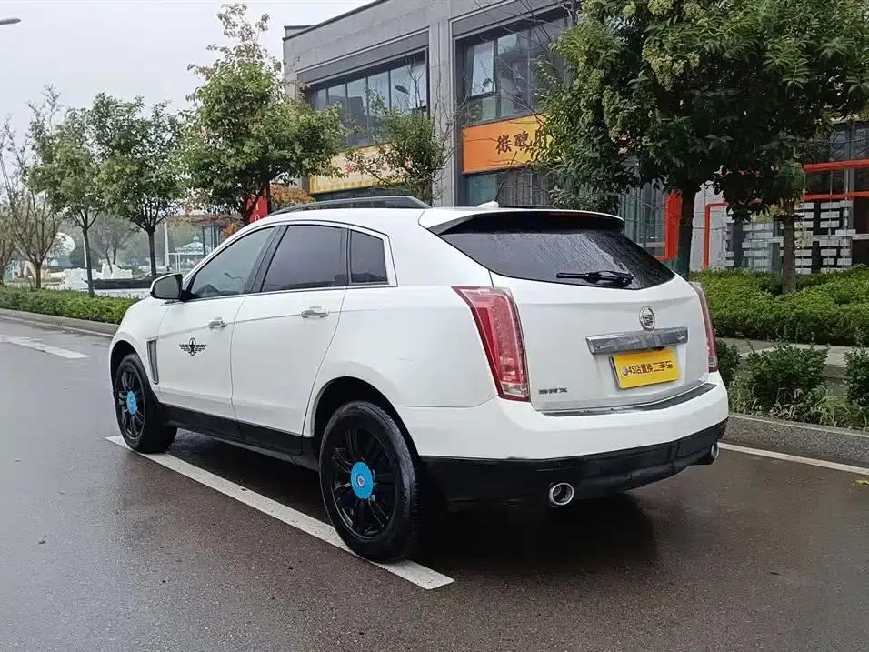 2013 Cadillac SRX 3.0L Premium Edition — миниатюра 2