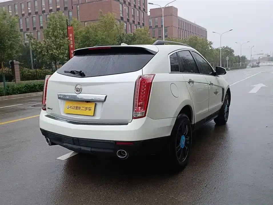 2013 Cadillac SRX 3.0L Premium Edition — миниатюра 4