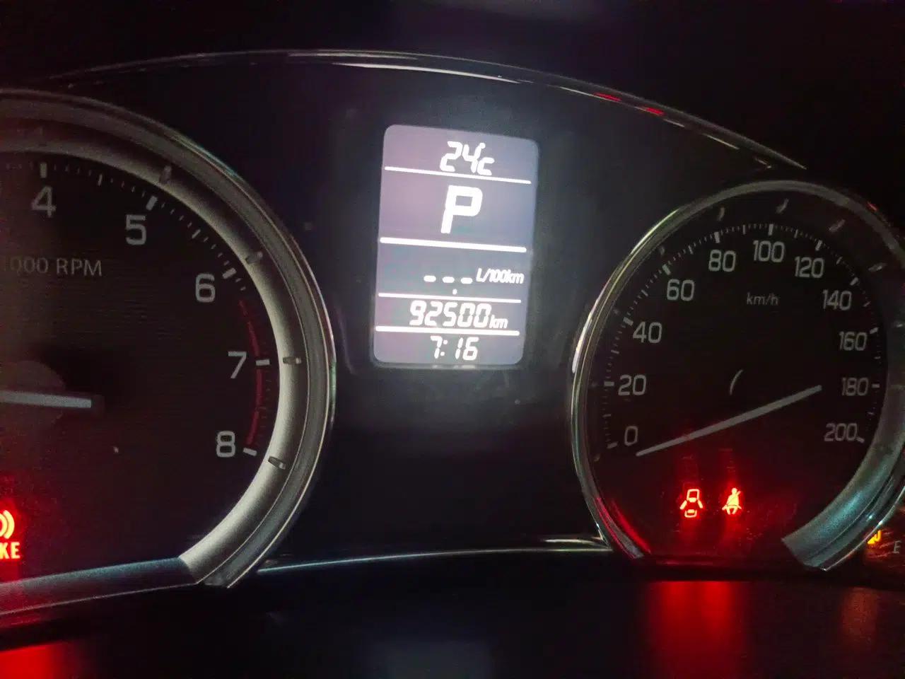 Suzuki Alivio 2015 1.6L Automatic Enjoyment Model — миниатюра 13