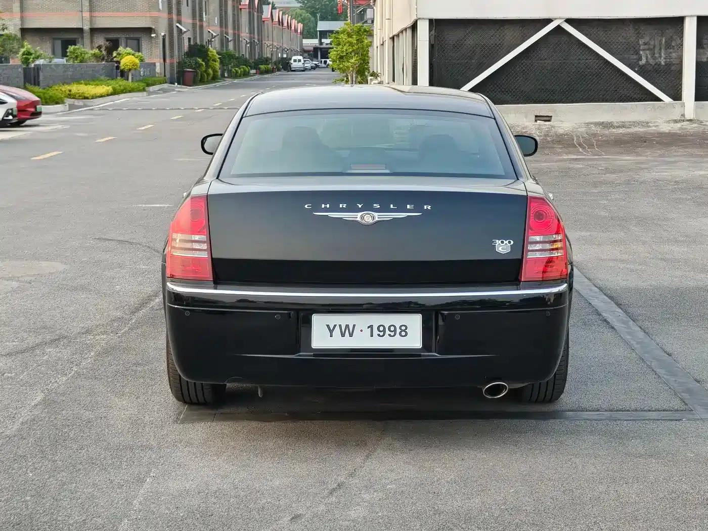 Chrysler 300C 2007 2.7L Business Edition — миниатюра 7