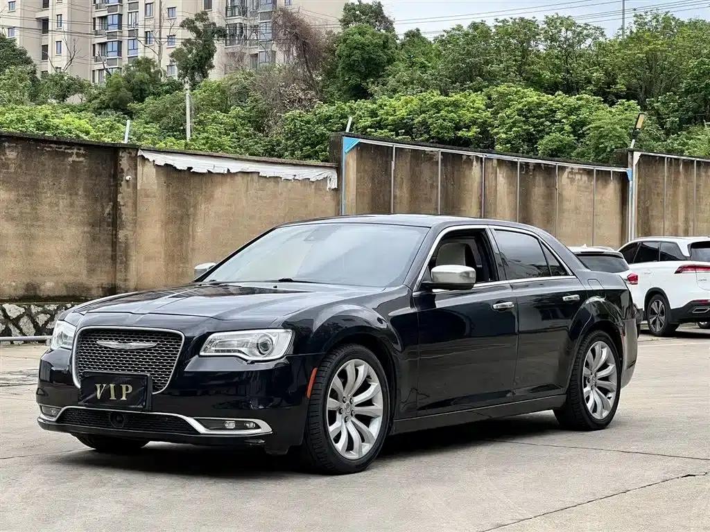 2016 Chrysler 300C Imported Model 3.0L Super Edition — миниатюра 1