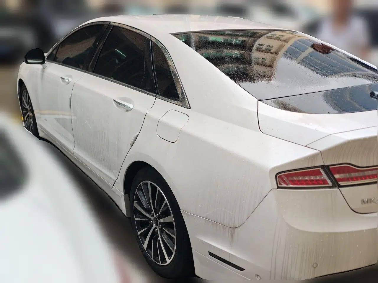 Lincoln MKZ 2017 2.0T Luxury Edition — миниатюра 4