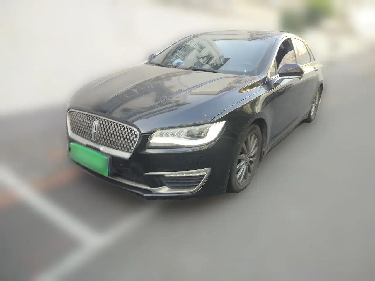 Lincoln MKZ 2019 2.0T Luxury Edition China V Standard — миниатюра 1