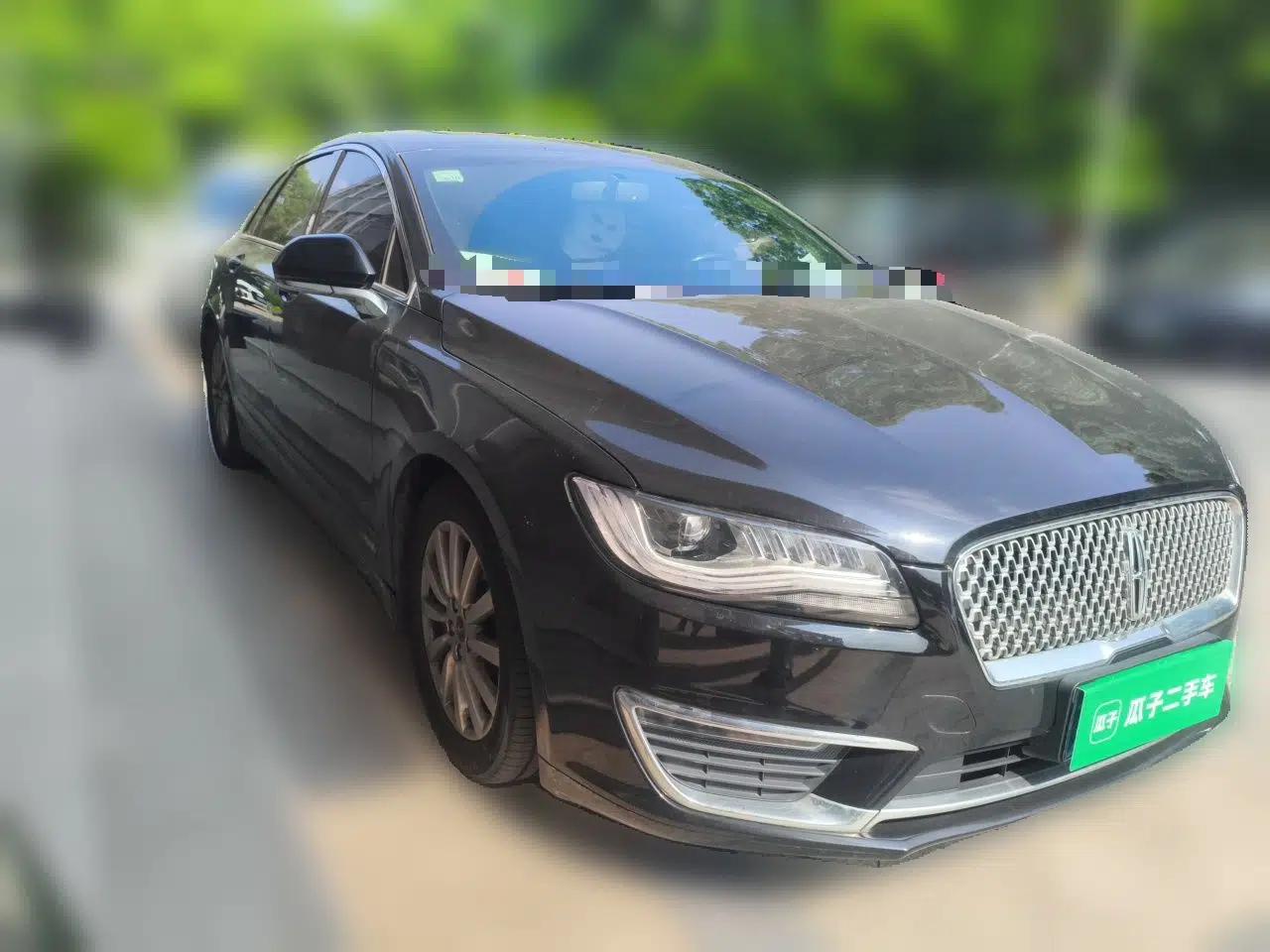 Lincoln MKZ 2018 2.0T Premium Edition — миниатюра 3