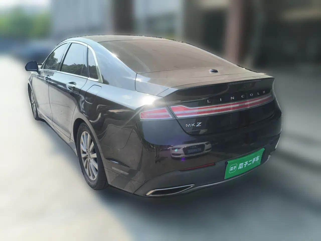 Lincoln MKZ 2018 2.0T Premium Edition — миниатюра 4