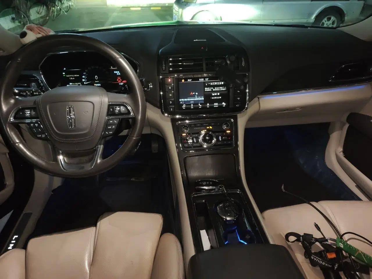 Lincoln Continental 2017 3.0T Four-Wheel Drive Prestige Edition — миниатюра 18