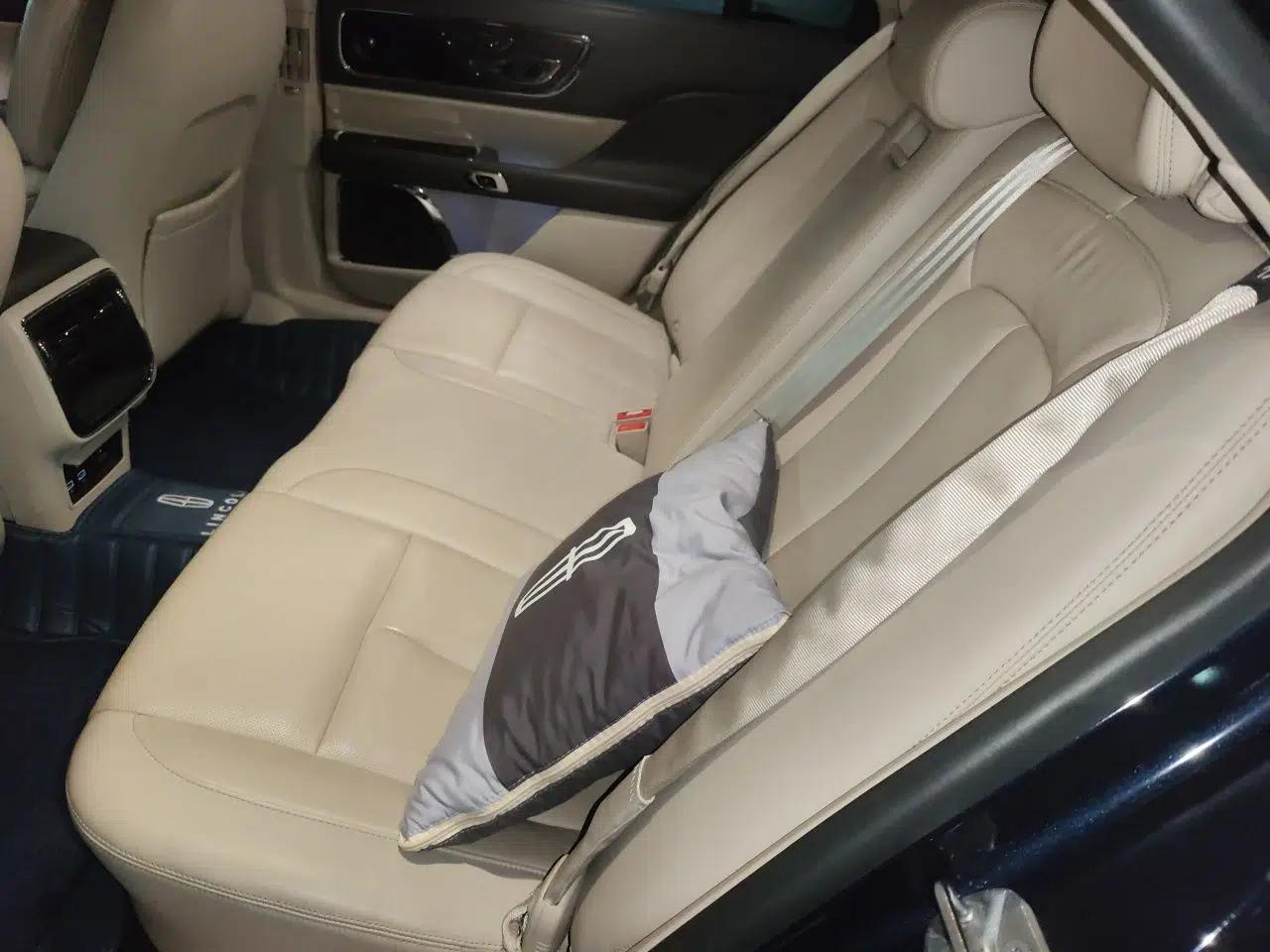Lincoln Continental 2017 3.0T Four-Wheel Drive Prestige Edition — миниатюра 20