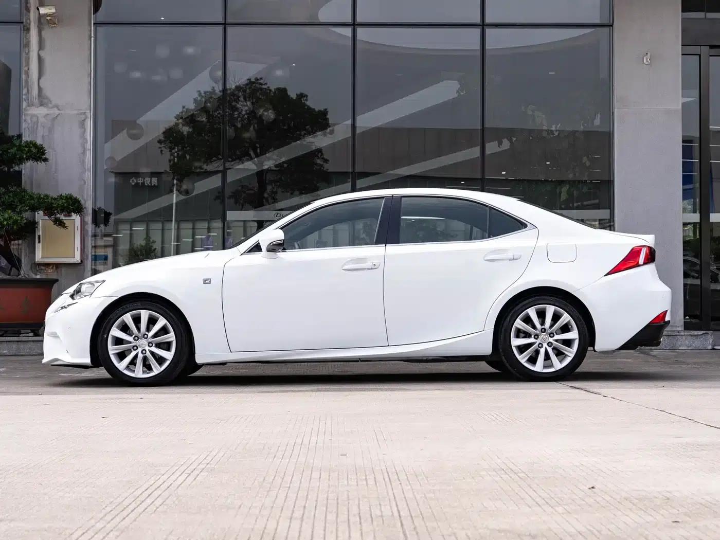 Lexus IS 2013 250 F SPORT — миниатюра 4