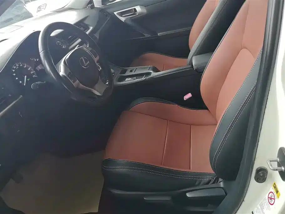 Lexus CT 2012 CT200h Elite Edition — миниатюра 9