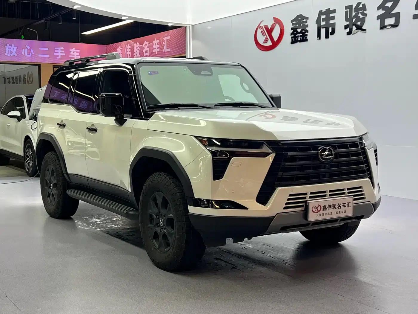 Lexus GX 2024 Overtrail Peak Edition — миниатюра 4