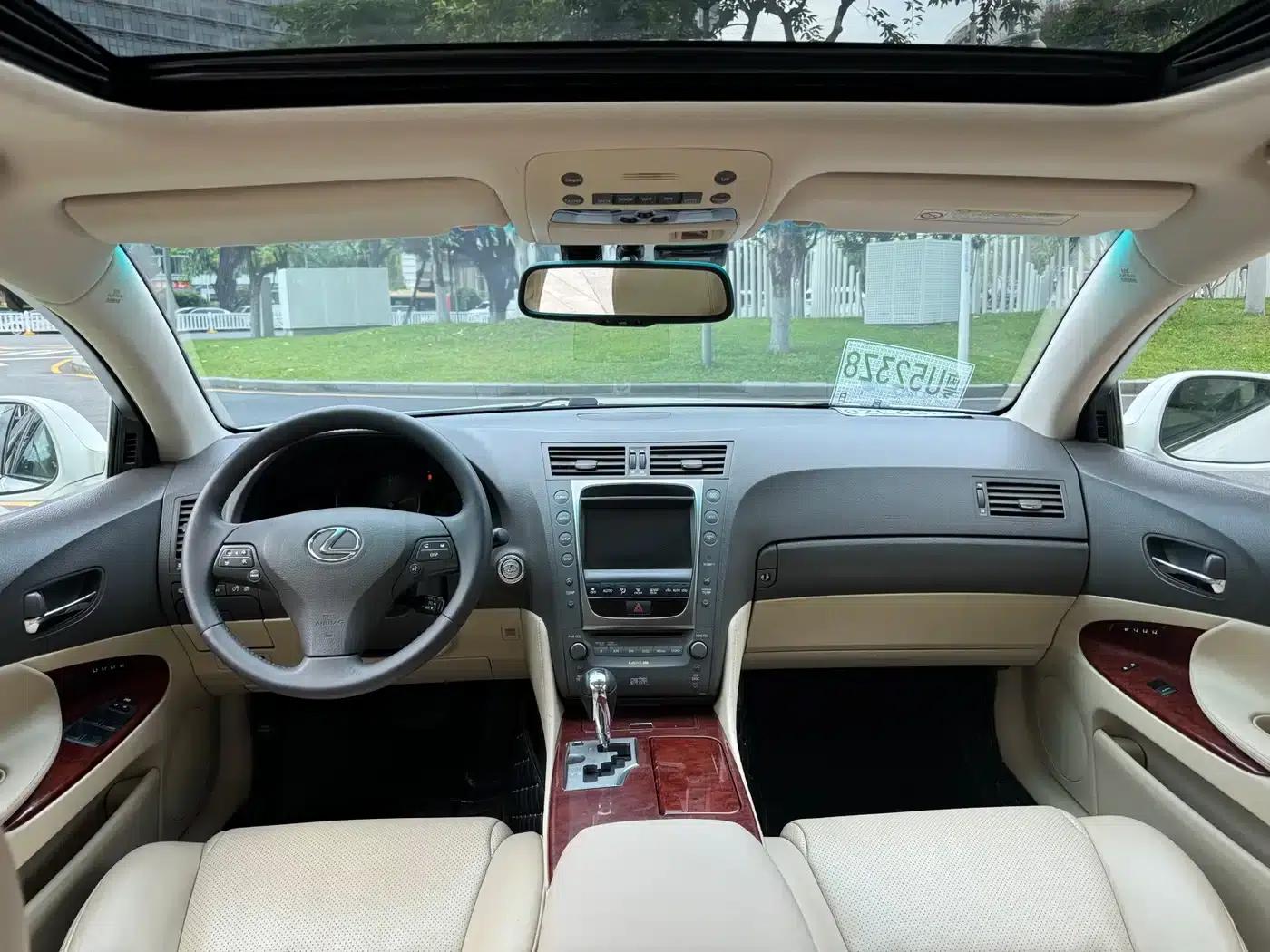 Lexus GS 2010 300 — миниатюра 7