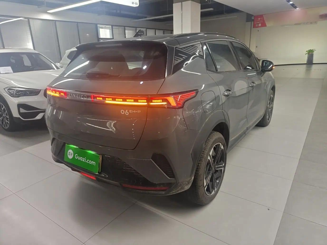 Lynk & Co 06 EM-P 2023 EM-P 126 Long-Range Halo — миниатюра 4