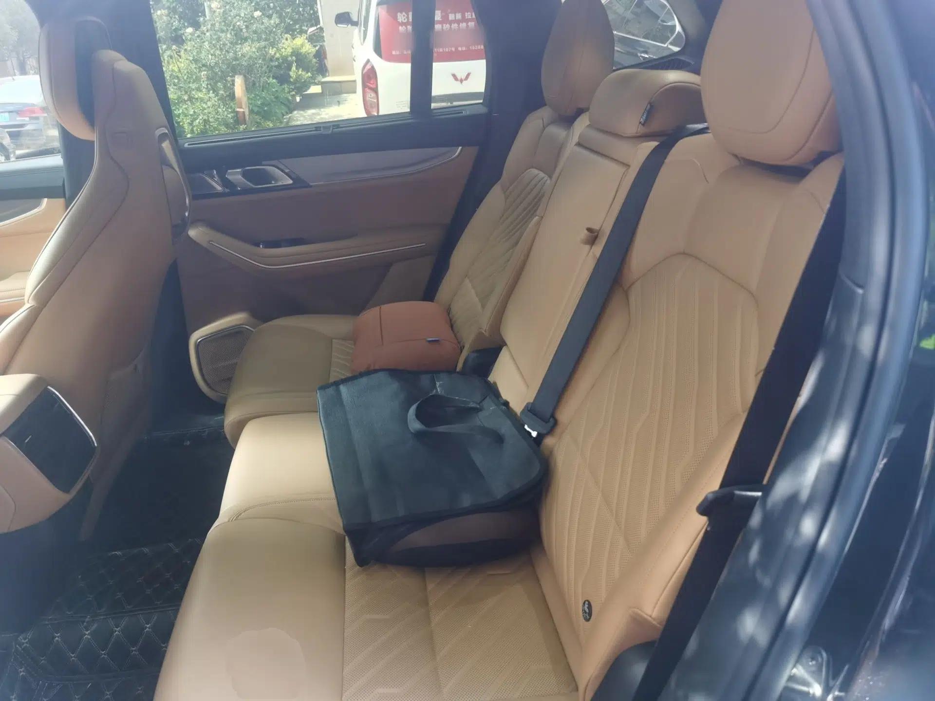 Lynk & Co 09 2024 2.0T All-Wheel Drive Global Version 7 Seats — миниатюра 18