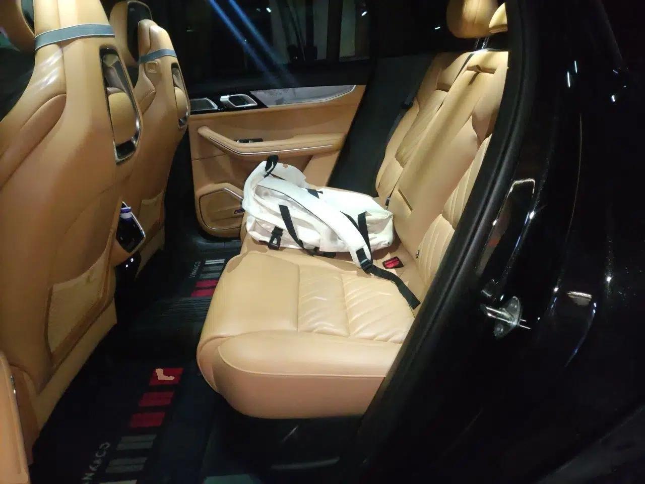 Lynk & Co 09 2024 2.0T Four-Wheel Drive Sport Edition Five Seats — миниатюра 18