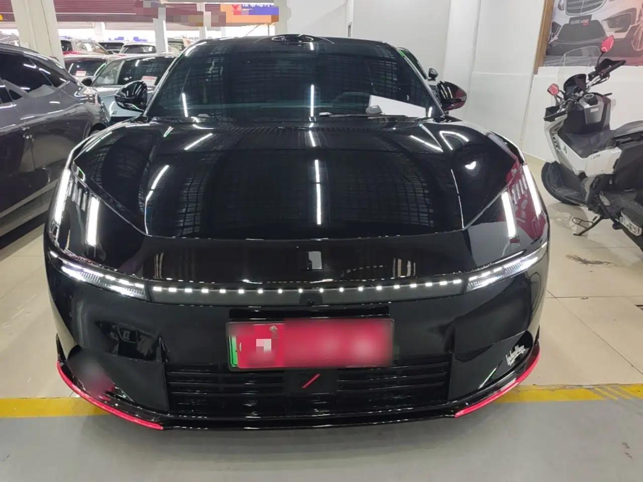 Lynk & Co 10 EM-P 2025 Model 240 All-Wheel Drive Ultra—Sport Edition — миниатюра 2