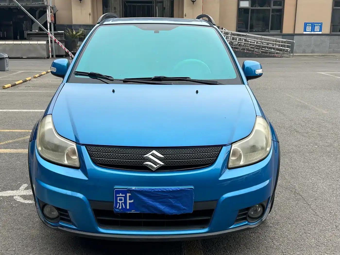 2010 Suzuki SX4 Hatchback 1.6L Automatic Champion Limited Edition — миниатюра 6