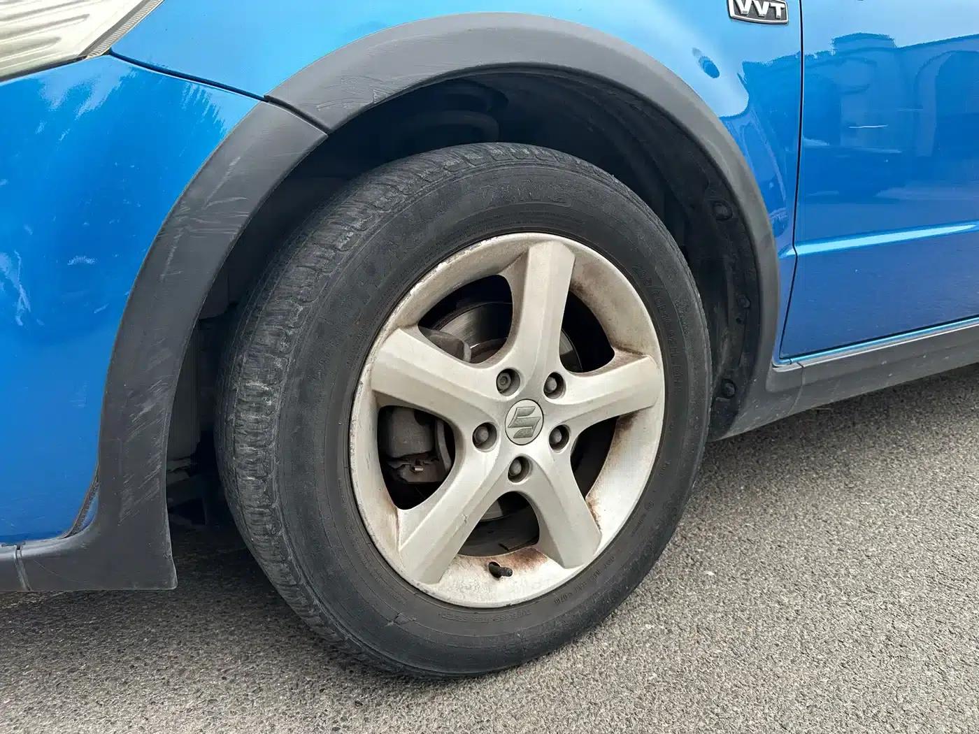 2010 Suzuki SX4 Hatchback 1.6L Automatic Champion Limited Edition — миниатюра 9
