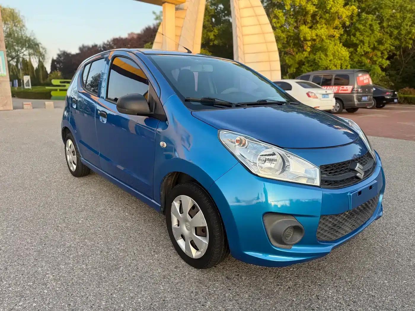 Alto 2013 1.0L Manual Comfort Model — миниатюра 3