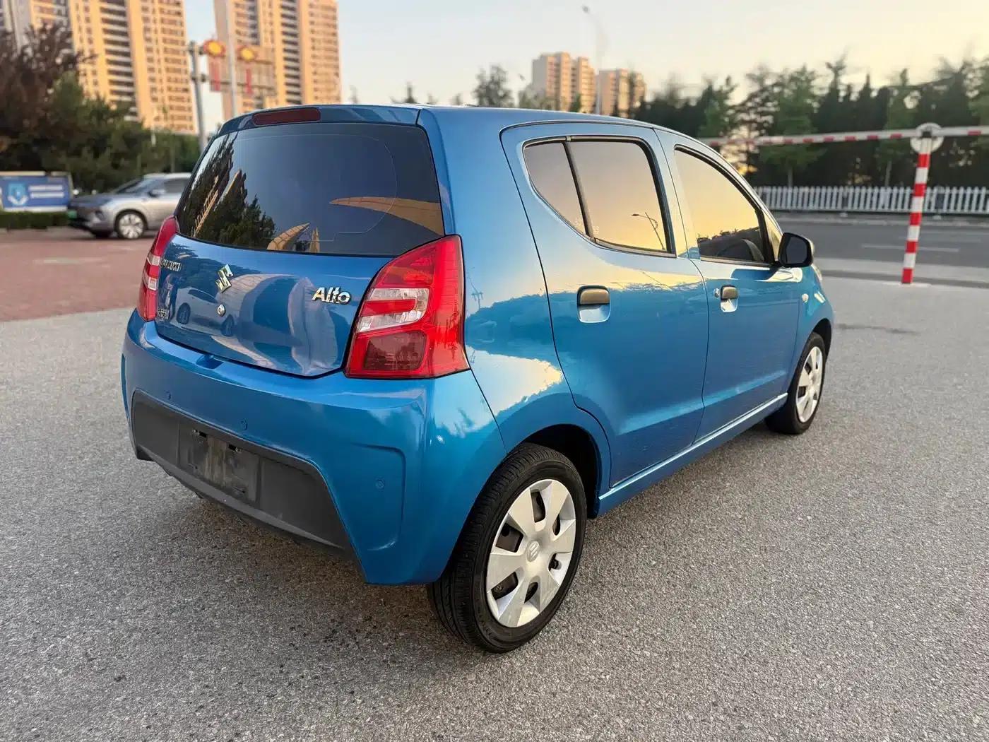 Alto 2013 1.0L Manual Comfort Model — миниатюра 4