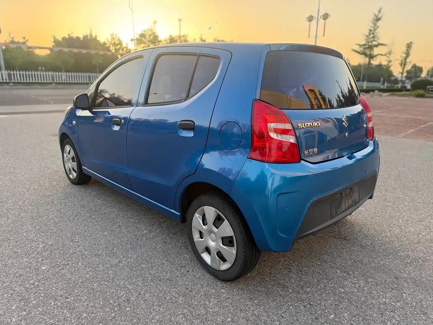 Alto 2013 1.0L Manual Comfort Model — миниатюра 6