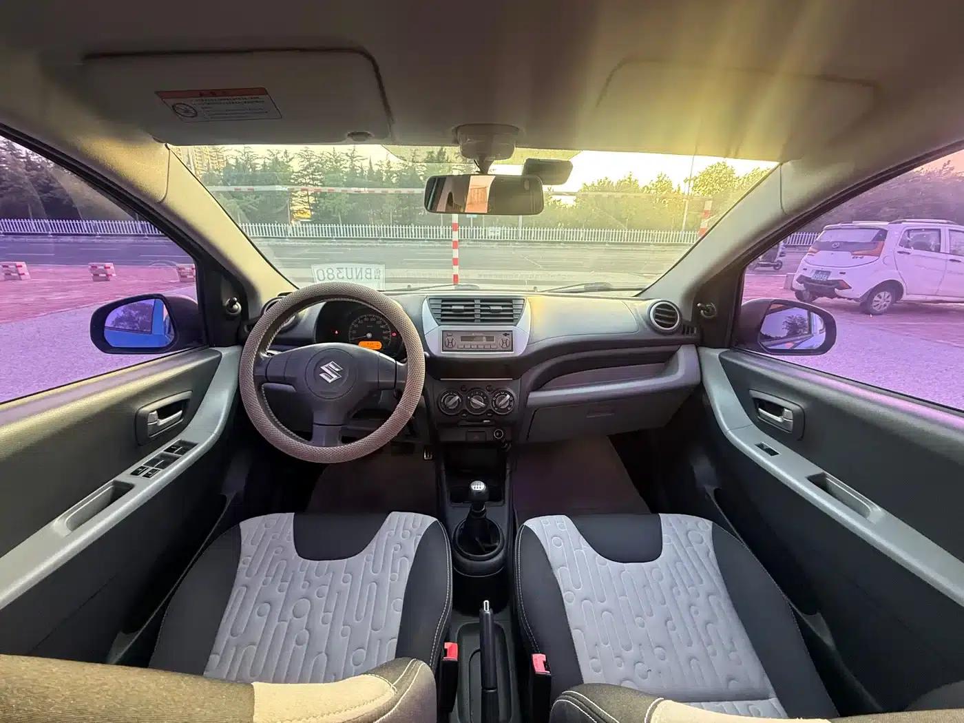 Alto 2013 1.0L Manual Comfort Model — миниатюра 9