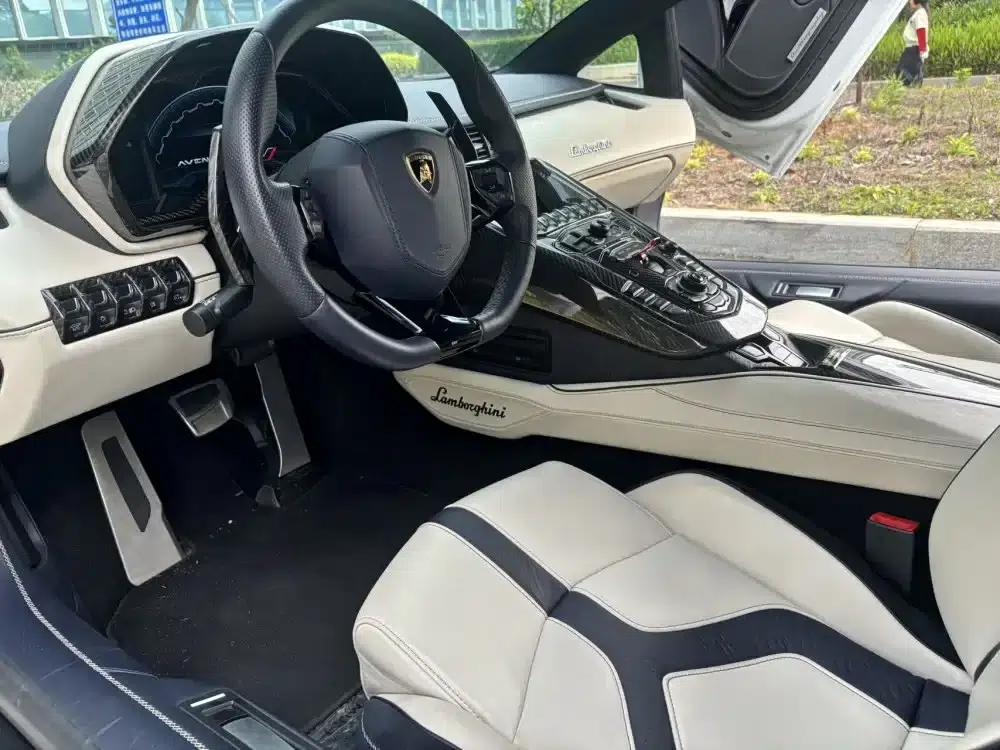 2011 Aventador LP 700-4 — миниатюра 4