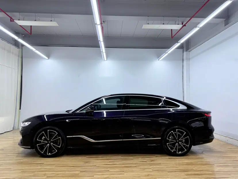 VOYAH PASSION 2024 PHEV Four-Wheel Drive Ultra-Long Range Flagship Model — миниатюра 8