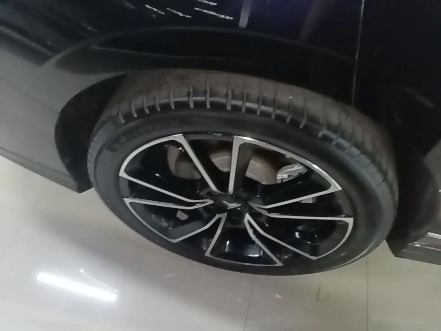 VOYAH PASSION 2024 PHEV Four-Wheel Drive Ultra-Long Range Flagship Model — миниатюра 10