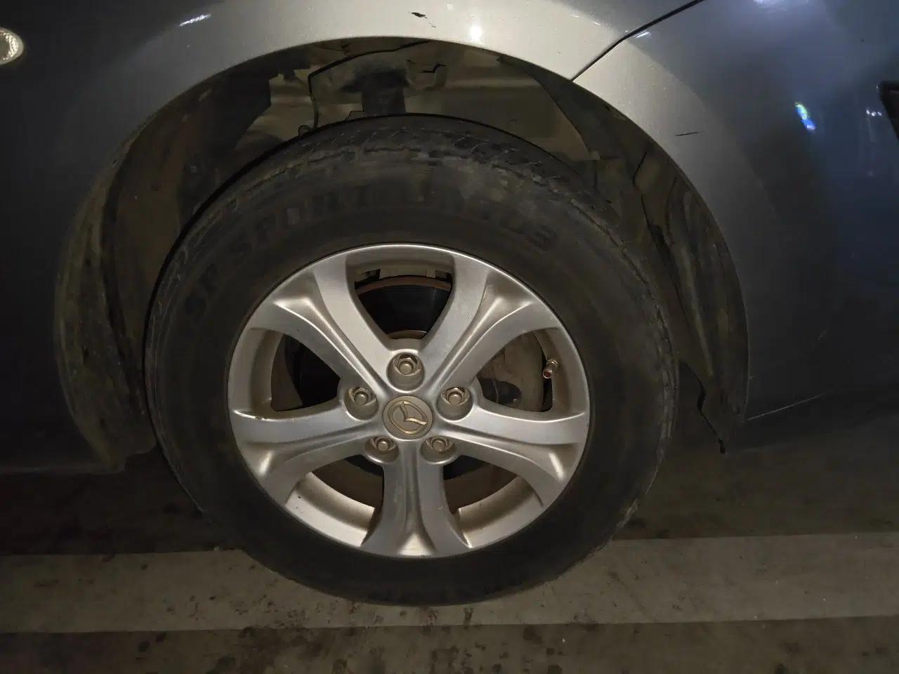 Mazda 3 2011 Sedan 1.6L Manual Comfort Model — миниатюра 8