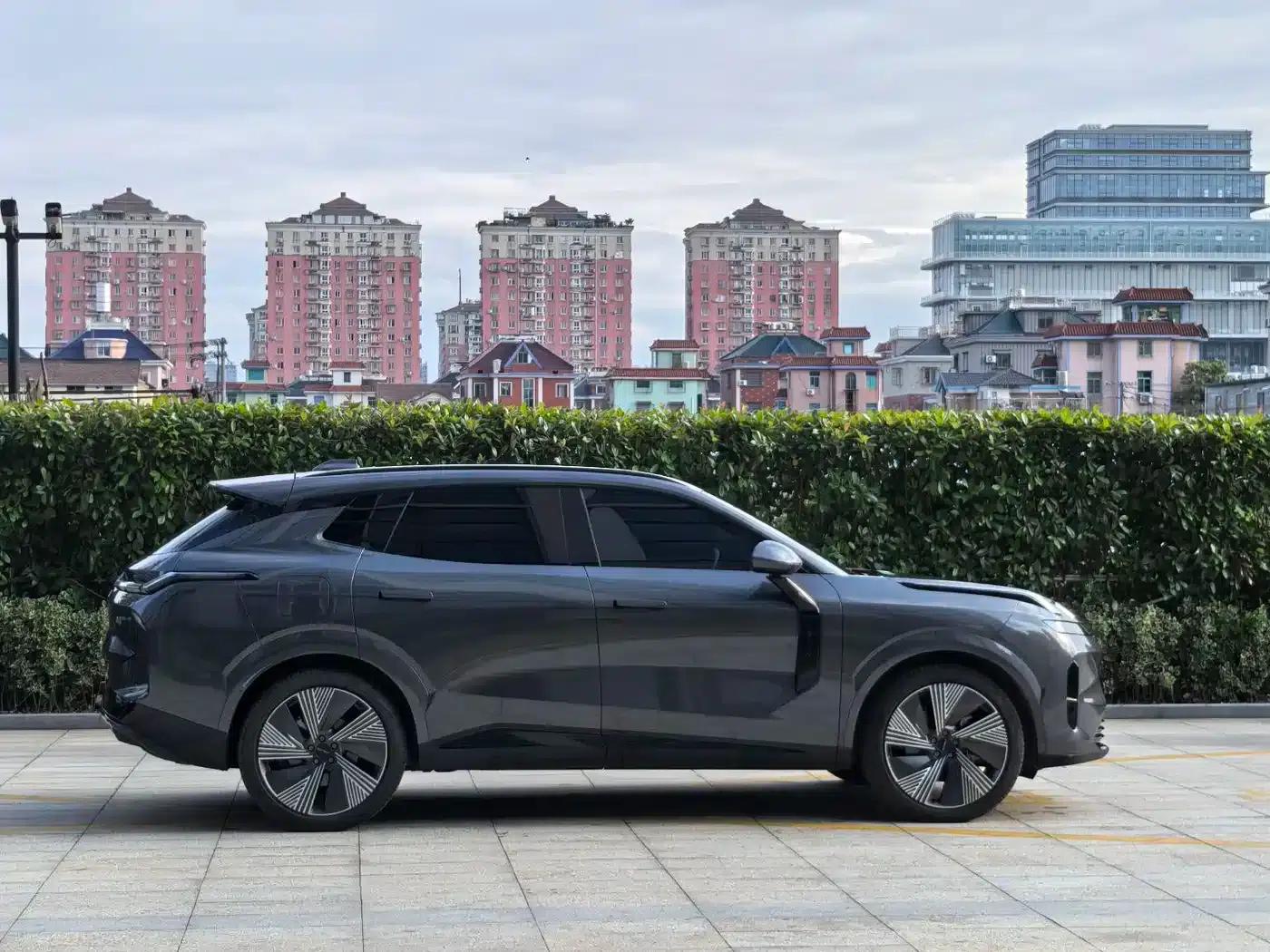 Lynk & Co 08 EM-P 2025 model, 120km long range Halo — миниатюра 13