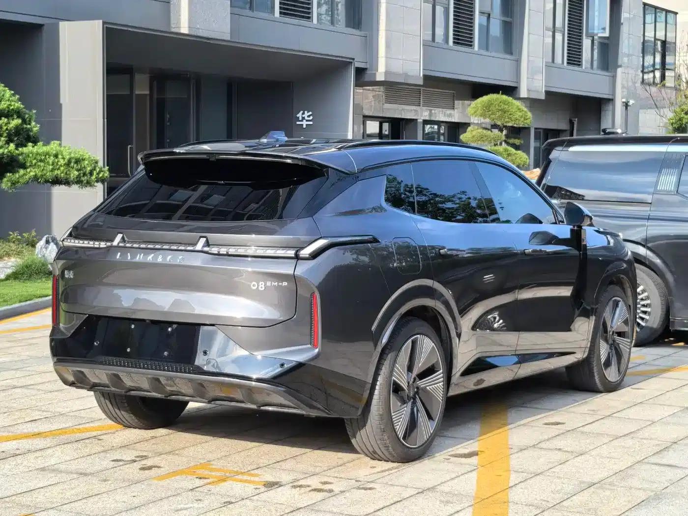 Lynk & Co 08 EM-P 2025 model, 120km long range Halo — миниатюра 16