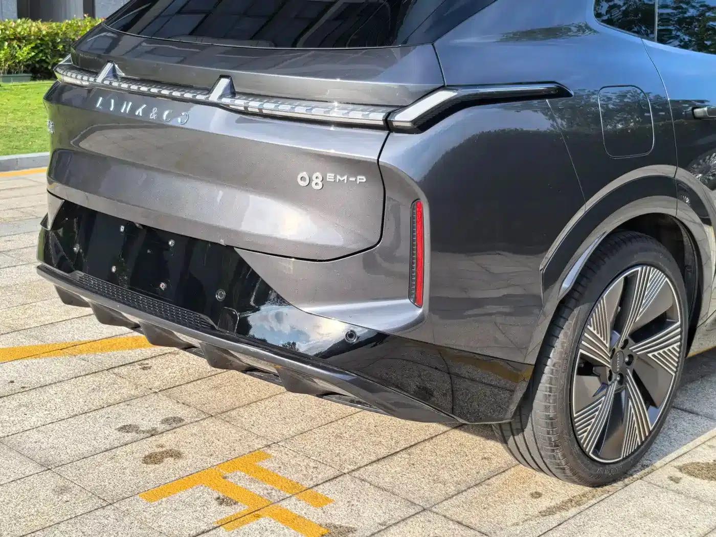Lynk & Co 08 EM-P 2025 model, 120km long range Halo — миниатюра 18