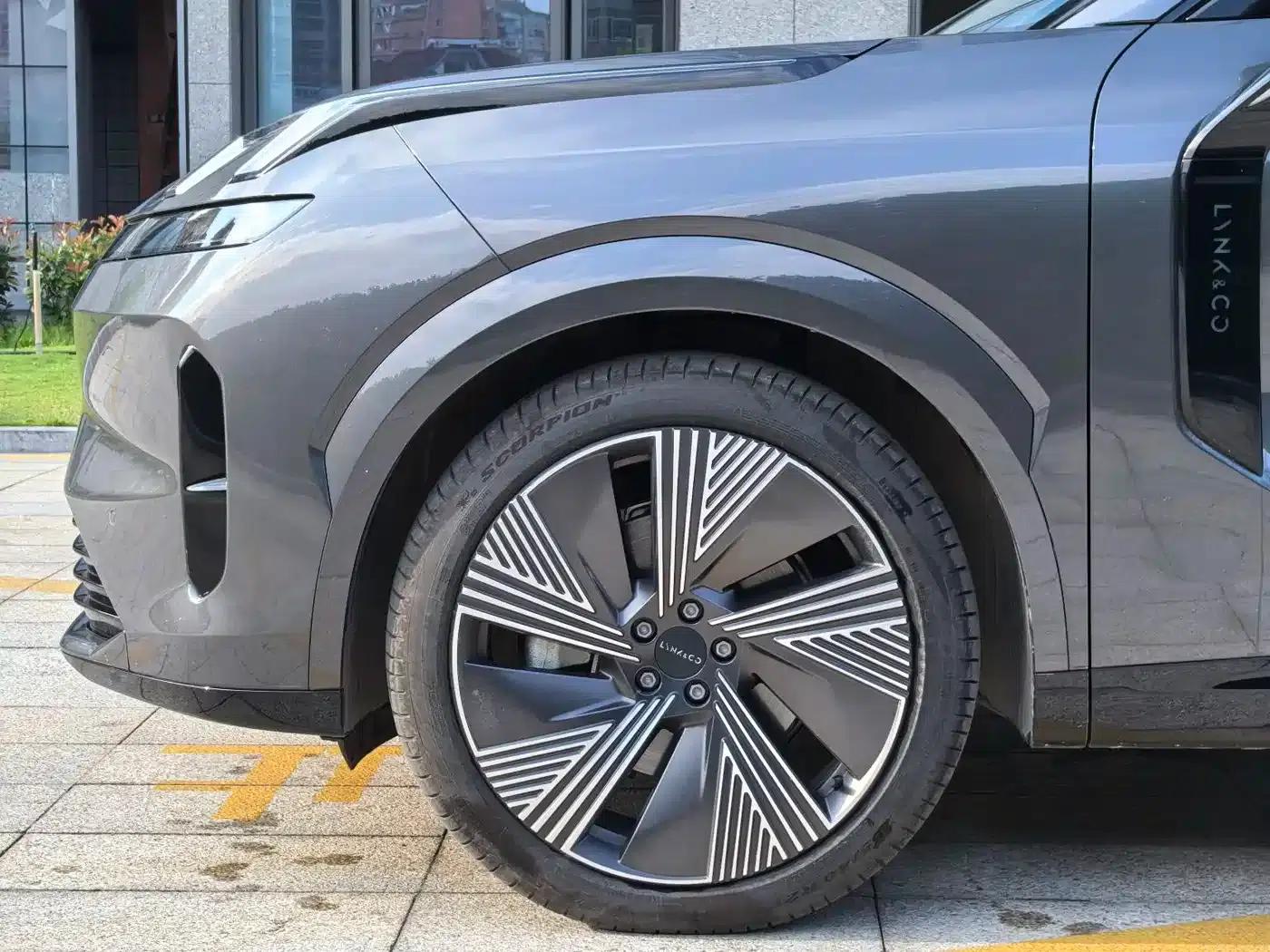 Lynk & Co 08 EM-P 2025 model, 120km long range Halo — миниатюра 7