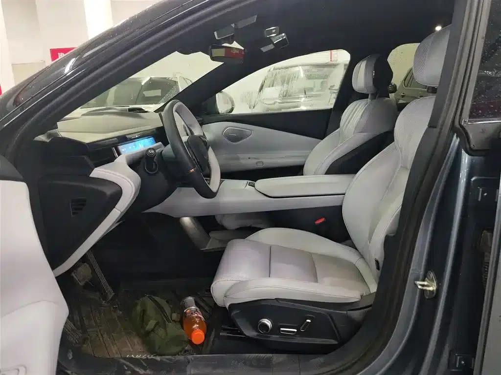 Lynk & Co Z10 2024 Model 95kWh 702km AWD Intelligent Driving Ultra — миниатюра 5