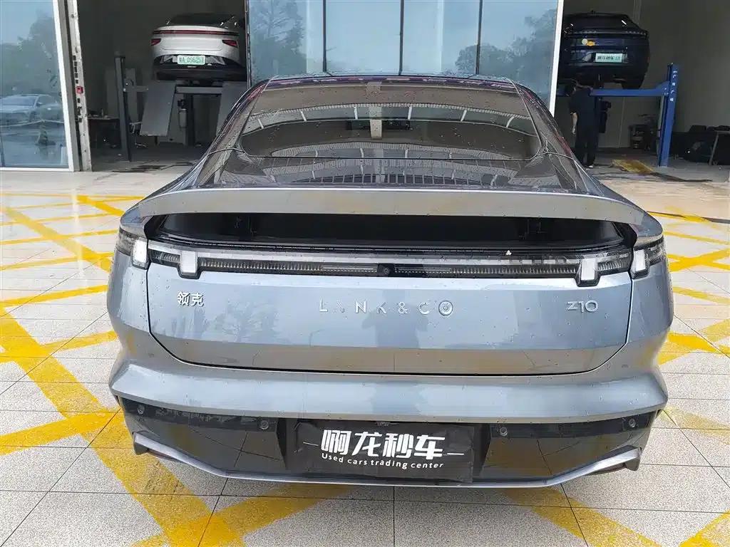 Lynk & Co Z10 2024 Model 95kWh 702km AWD Intelligent Driving Ultra — миниатюра 9