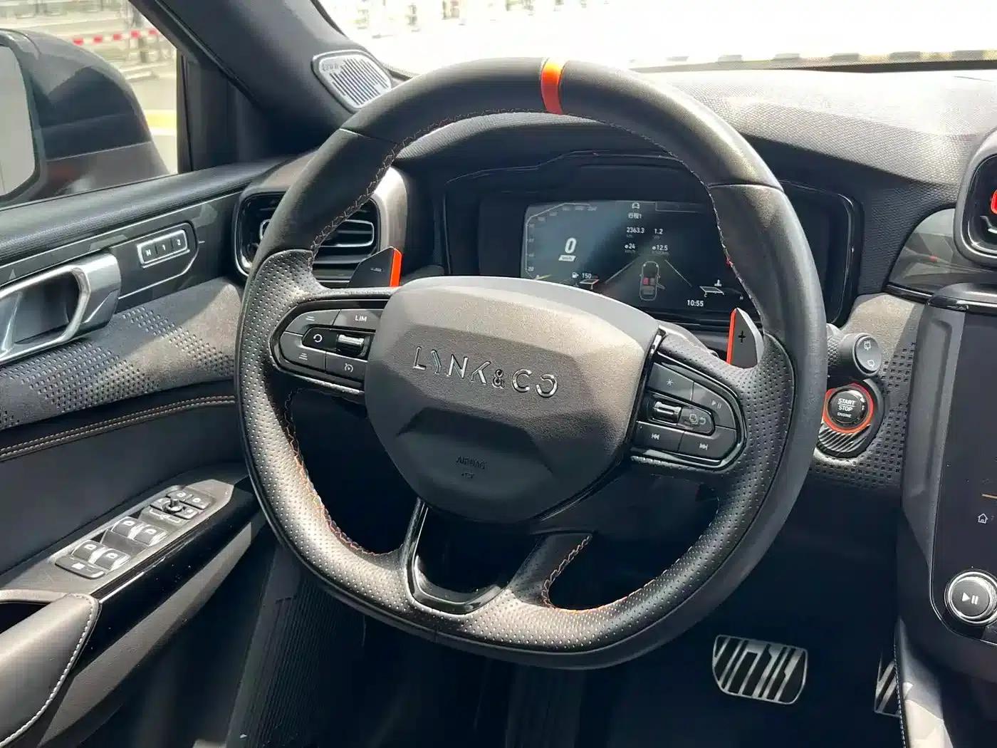 Lynk & Co 02 Hatchback 2021 2.0TD Halo — миниатюра 16
