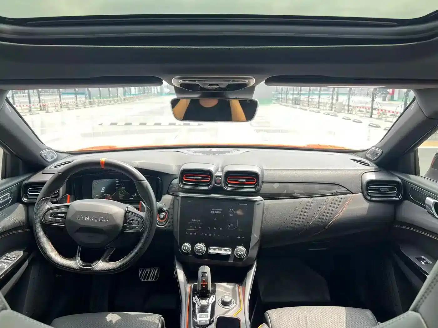 Lynk & Co 02 Hatchback 2021 2.0TD Halo — миниатюра 17