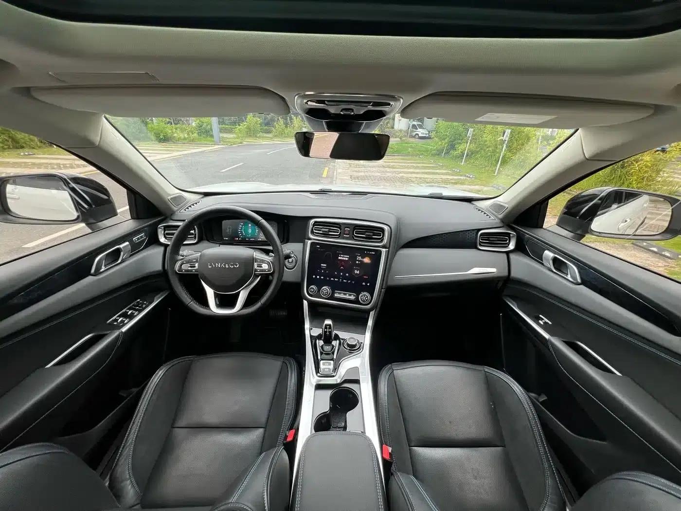 Lynk & Co 01 EM-P 2018 1.5T PHEV Pro (National V Emission Standard) — миниатюра 22