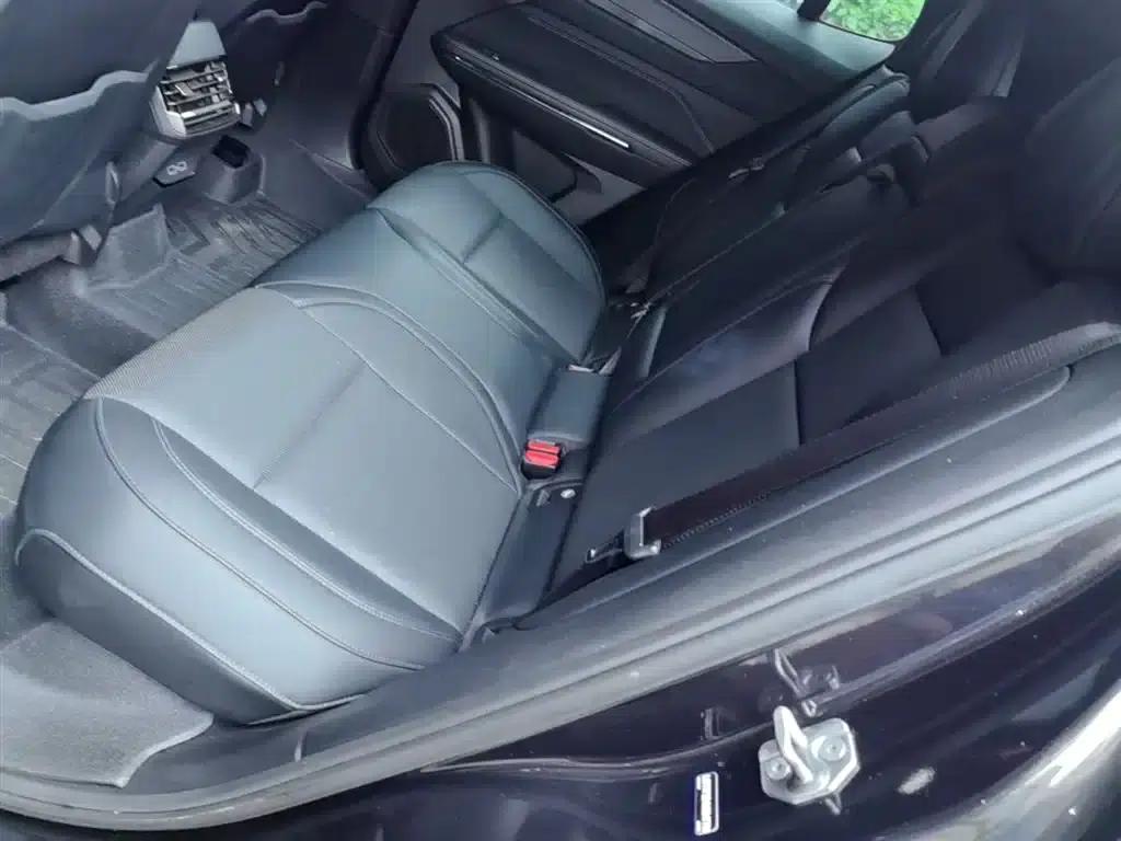 Lynk & Co 01 EM-P 2022 1.5TD PHEV Plus — миниатюра 17