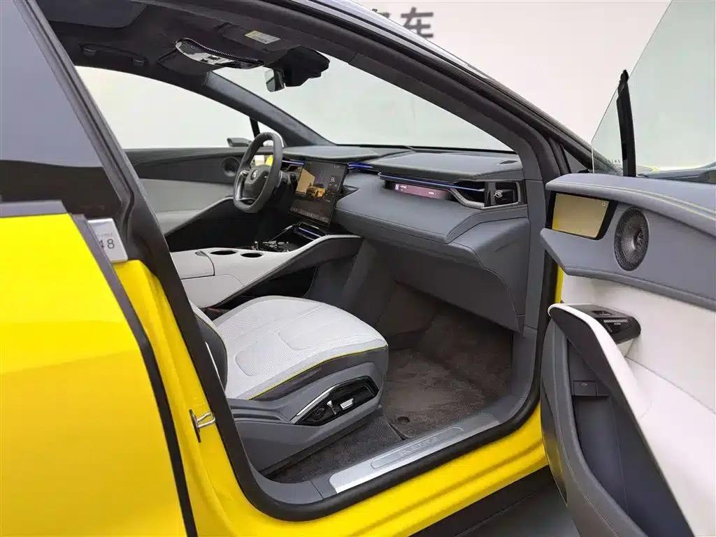 2025 ELETRE 600 Executive Edition — миниатюра 16