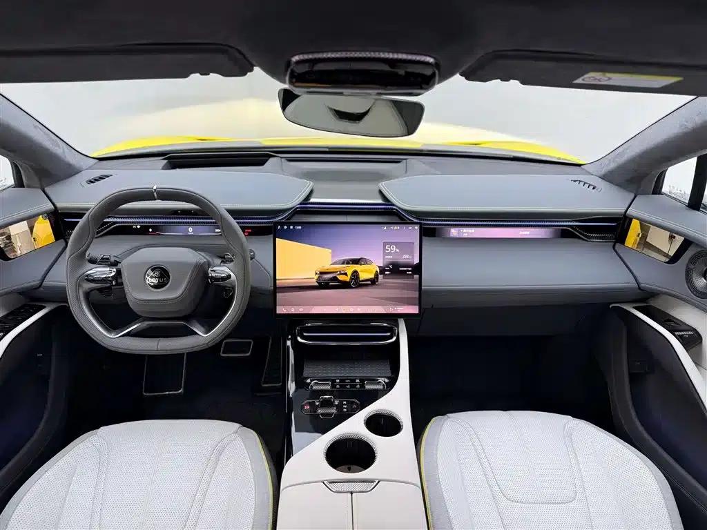 2025 ELETRE 600 Executive Edition — миниатюра 9