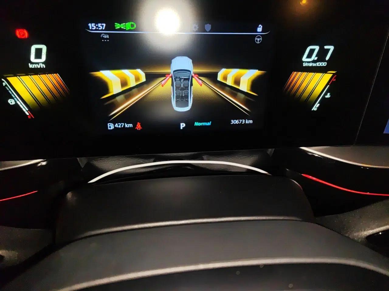 MG 5 Scorpio 2022 1.5T Trophy Sport Luxurious Edition — миниатюра 13