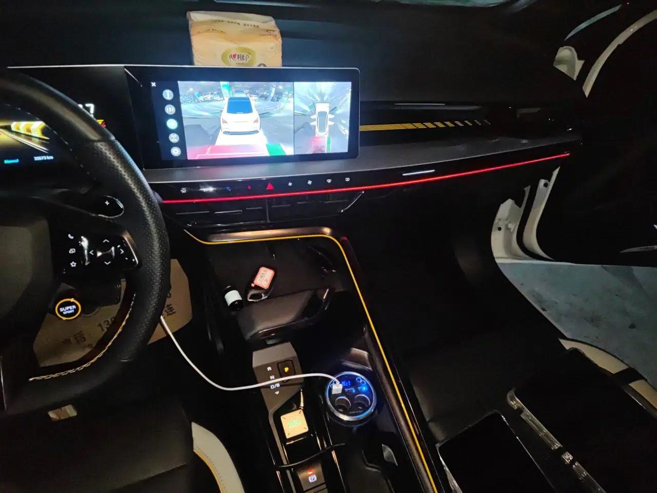 MG 5 Scorpio 2022 1.5T Trophy Sport Luxurious Edition — миниатюра 14