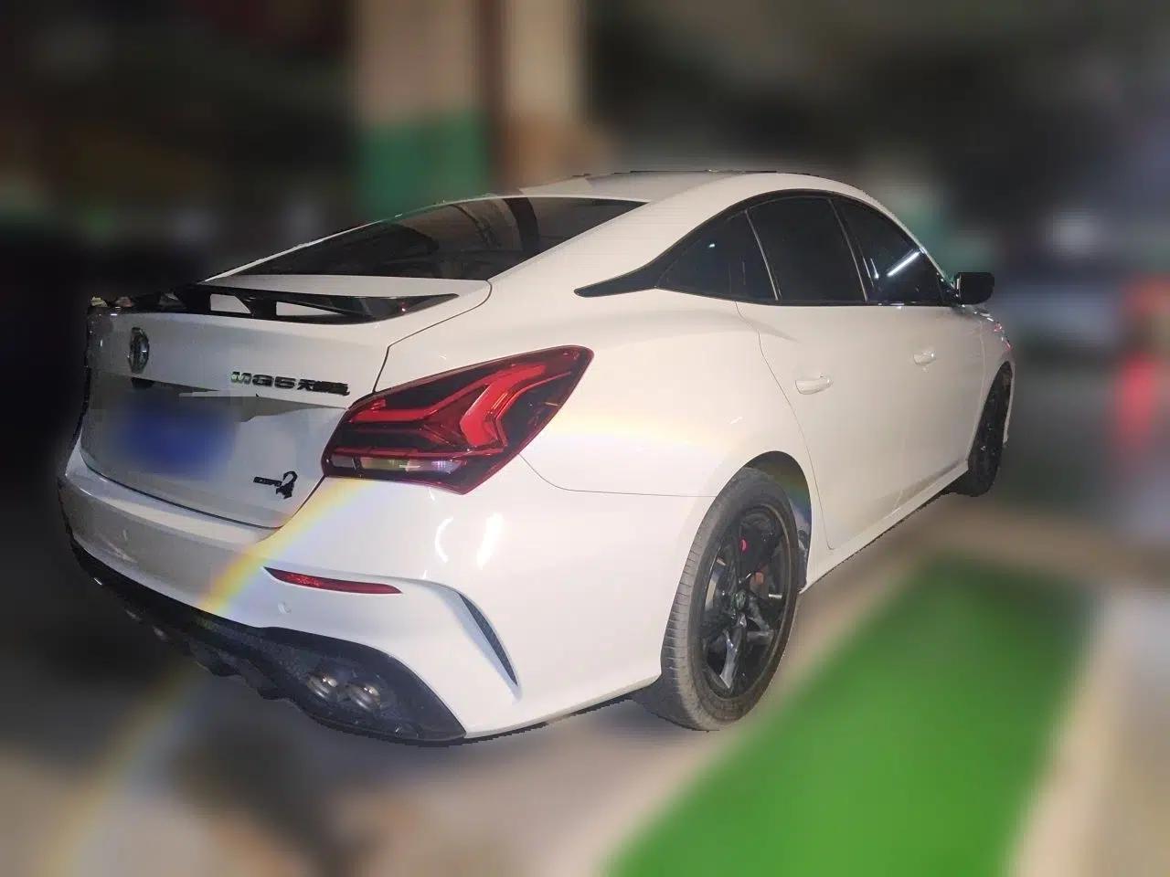 MG 5 Scorpio 2022 1.5T Trophy Sport Luxurious Edition — миниатюра 6