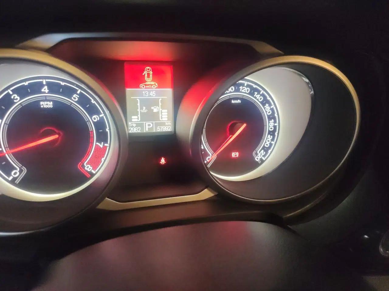 MG GS 2016 1.5TGI TST Luxury Edition — миниатюра 11