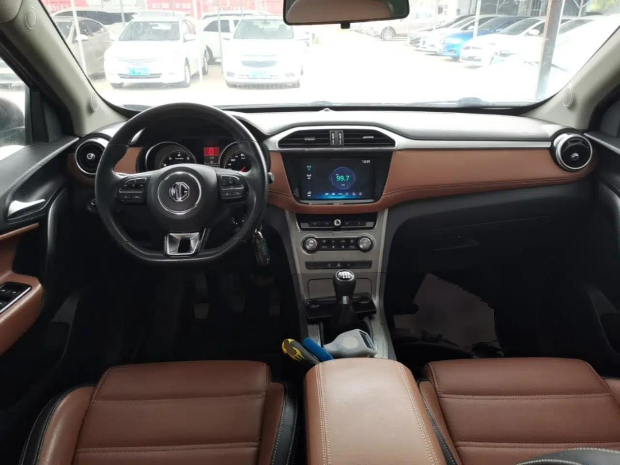MG GS 2017 20T Manual Luxury Edition — миниатюра 13