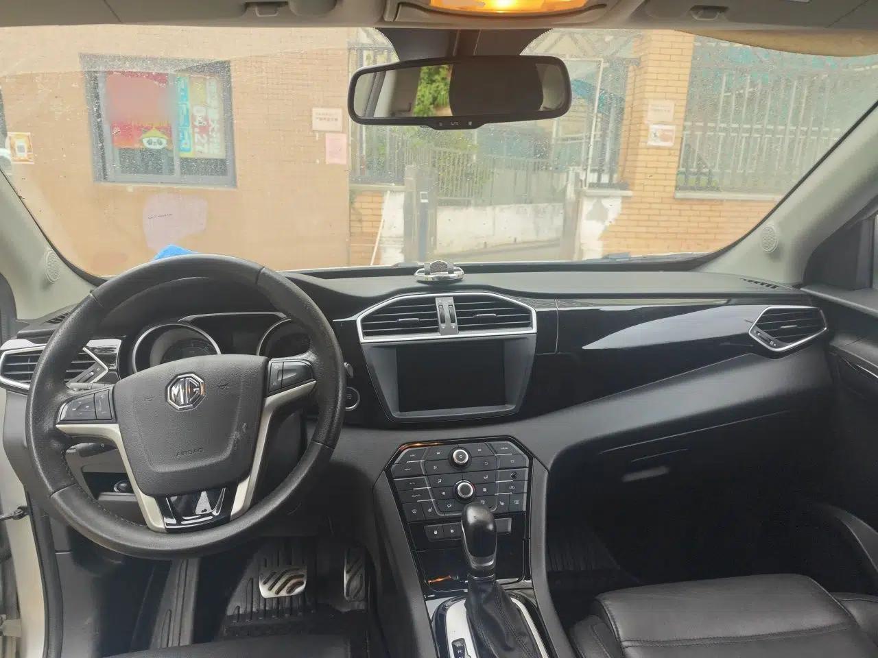 MG GS 2015 2.0TGI TST Four-Wheel Drive Flagship Edition — миниатюра 10
